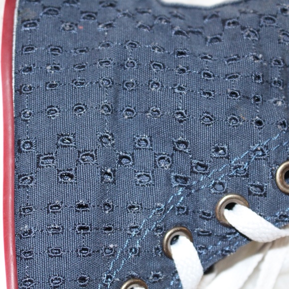 Converse, Chuck Taylor All Star Navy Blue Eyelet Hight top shoes - Picture 5 of 7